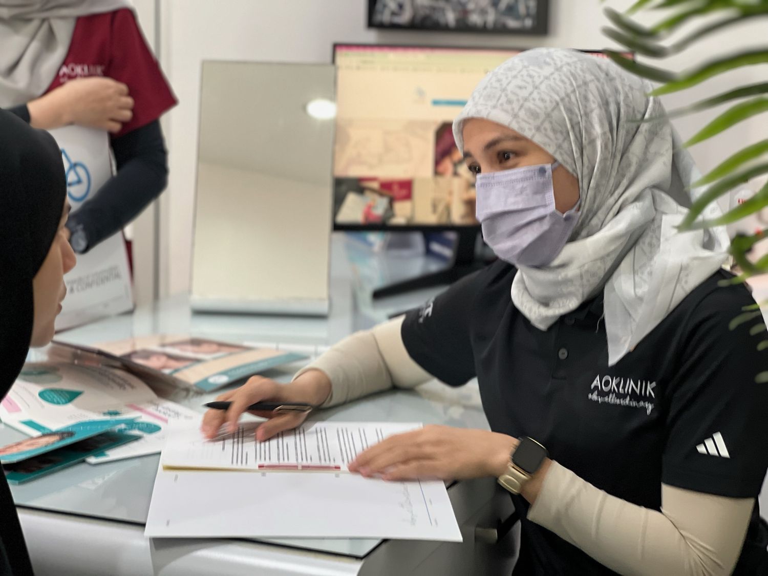 Arrival and registration at AOKLINIK Penang